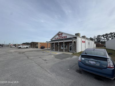 /international/us/1412-live-oak-street-beaufort-nc-110105343785/