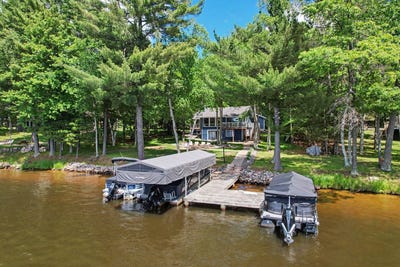 /international/us/4405-maple-dr-eagle-river-wi-110109027303/