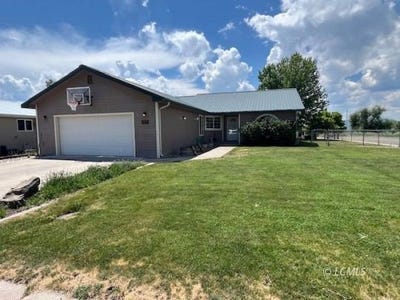 /international/us/229-birch-st-lakeview-or-110100152173/
