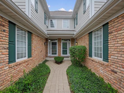 /international/us/316-reserve-circle-clarendon-hills-il-110120613850/