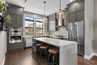 /international/us/976-pullman-place-grandview-heights-oh-110120004685/