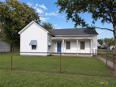 /international/us/312-willow-avenue-luling-tx-110108961407/