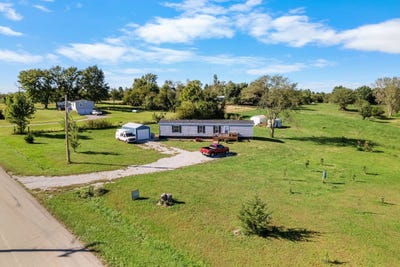 /international/us/9699-nw-old-highway-36-cameron-mo-110120418691/