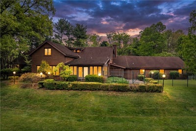/international/us/4437-twin-oaks-murrysville-pa-110107659170/