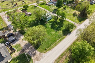 /international/us/808-lincoln-ave-pacific-junction-ia-110102060906/