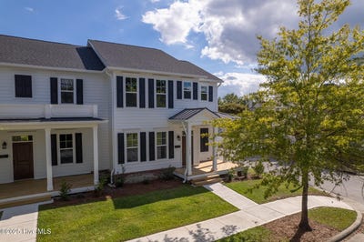 /international/us/3907-reunion-pointe-lane-new-bern-nc-110093407358/