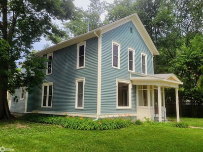 /international/us/606-s-3rd-street-fairfield-ia-110108304133/
