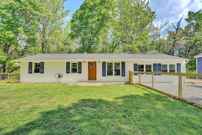 /international/us/402-harmony-rd-boones-mill-va-110107394652/