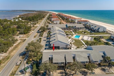 /international/us/1804-e-gulf-beach-dr-st-george-island-fl-110104437671/