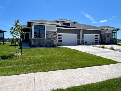 /international/us/152-nw-sunrise-drive-waukee-ia-110096254672/