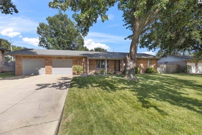 /international/us/7204-n-madison-st-hutchinson-ks-110108966472/