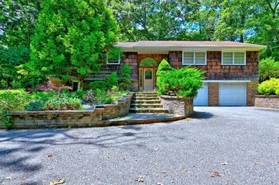 /international/us/423-s-country-road-brookhaven-ny-110101230921/?lang=en