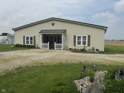 /international/us/1123-s-county-road-855-w-greensburg-in-110099506754/
