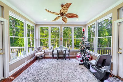 /international/us/5255-limestone-lane-marianna-fl-110100355488/