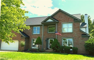 /international/us/242-ravenshollow-drive-cuyahoga-falls-oh-110105864913/