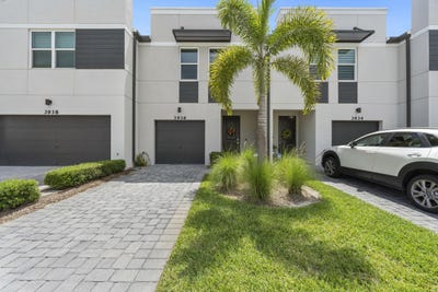 /international/us/3936-se-caladium-court-stuart-fl-110108477198/