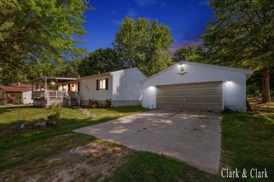 /international/us/3593-morgan-drive-greenville-mi-110101343568/?lang=en