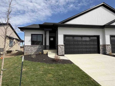 /international/us/1220-berkshire-ln-northliberty-ia-110120155425/