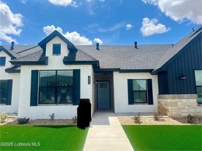 /international/us/10904-albany-avenue-lubbock-tx-110098587868/