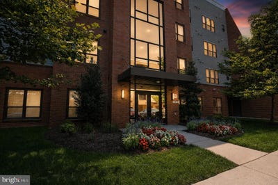 /international/us/8970-fascination-court-lorton-va-110109395989/