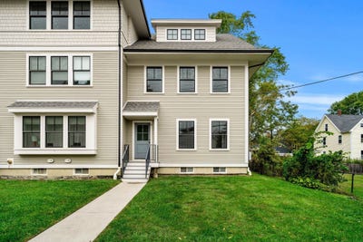 /international/us/1-broadway-ave-ipswich-ma-110120418617/