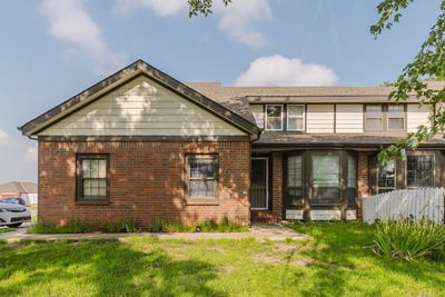 /international/us/1517-s-goebel-wichita-ks-110101407694/