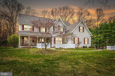 /international/us/463-county-road-579-milford-nj-110098959543/