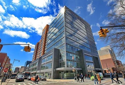 /international/us/13835-39th-avenue-flushing-ny-110098529627/