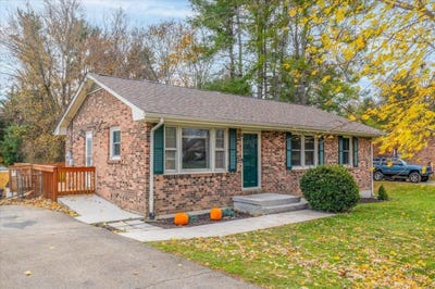 /international/us/612-vermillion-street-dublin-va-110108281644/