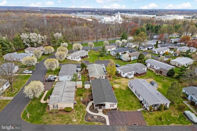 /international/us/10-queen-anne-way-souderton-pa-110098888863/