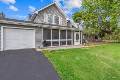 /international/us/39w030-poplar-lane-st-charles-il-110107881758/