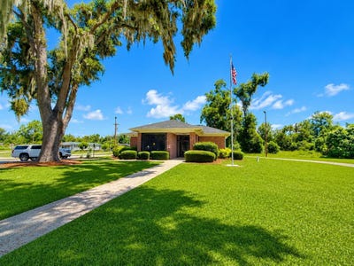 /international/us/13796-w-us-90-greenville-fl-110109551618/