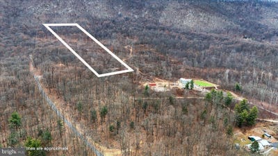 /international/us/bonaventure-way-berkeley-springs-wv-110104326939/