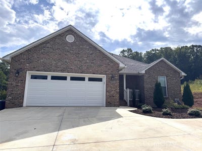 /international/us/792-harris-avenue-nw-valdese-nc-110110318971/