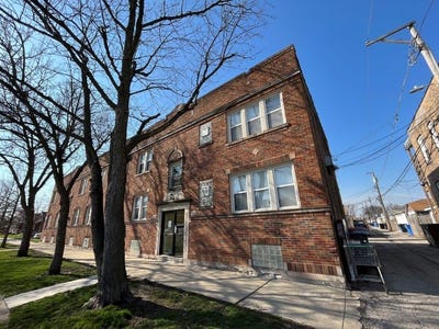/international/us/4514-w-wellington-avenue-chicago-il-110108495187/