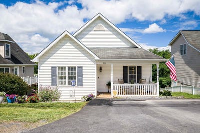 /international/us/1006-middlebrook-ave-staunton-va-110101516012/?lang=fr
