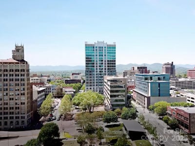 /international/us/7-patton-avenue-asheville-nc-110100836507/