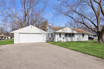 /international/us/3708-w-old-shakopee-road-bloomington-mn-110106950165/
