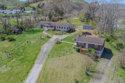 /international/us/2351-reese-mountain-rd-elliston-va-110098241909/?lang=en