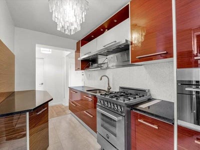 /international/us/2330-voorhies-ave-brooklyn-ny-110100254354/