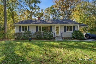 /international/us/24-terry-road-ledyard-ct-110120746640/