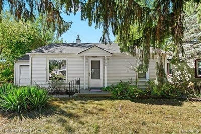 /international/us/22109-hawthorne-street-farmington-mi-110105706490/