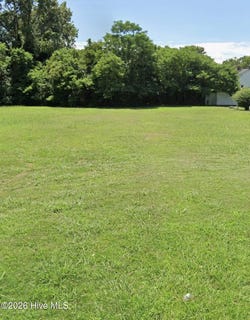 /international/us/202-e-albemarle-street-edenton-nc-110107832538/