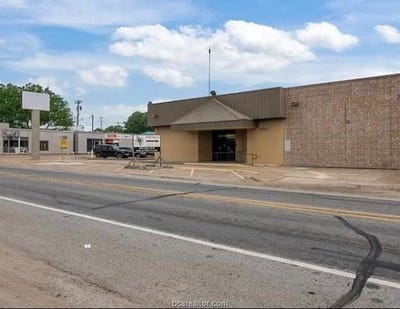/international/us/207-east-main-street-madisonville-tx-110097801584/?lang=es