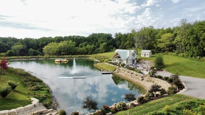 /international/us/163-e-hoffman-road-elizabeth-il-110108633171/