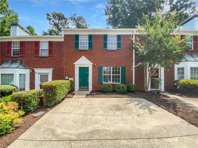 /international/us/688-anderson-walk-marietta-ga-110099887161/