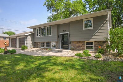 /international/us/104-e-40th-st-sioux-falls-sd-110100703611/