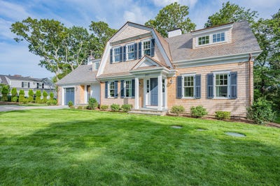 /international/us/287-cedar-street-chatham-ma-110099180144/