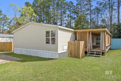 /international/us/25231-pompano-drive-elberta-al-110106433092/