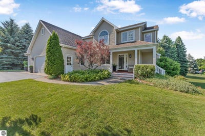 /international/us/4004-stone-ridge-drive-traverse-city-mi-110100680253/